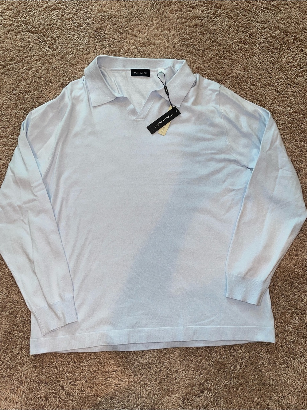 NWT  Men’s Pale Blue Tahari Long-Sleeve knit sweater polo size large